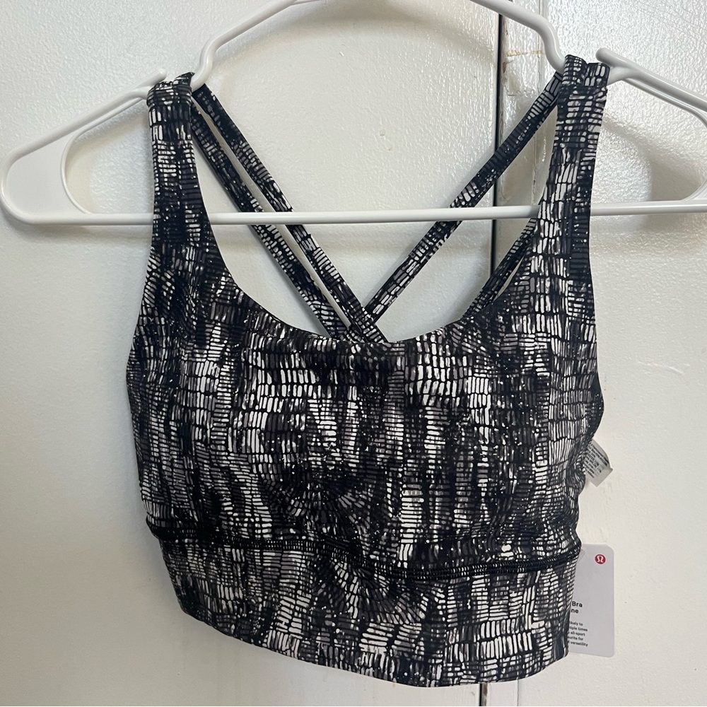 Lululemon NWOT sports bra long line